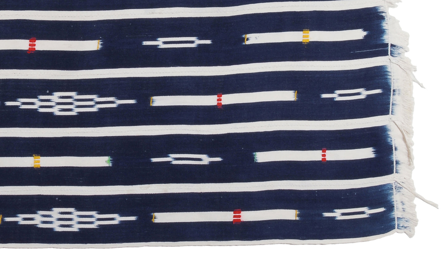 Vintage Handwoven Baule Cloth From Ivory Coast - Traditional Craftsmanship - product focus