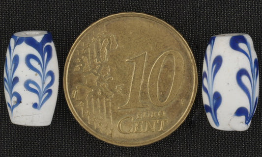 Rare Dutch Delft Fancy Venetian Wound Glass Trade Beads, 13Mm X 8Mm - alternate view