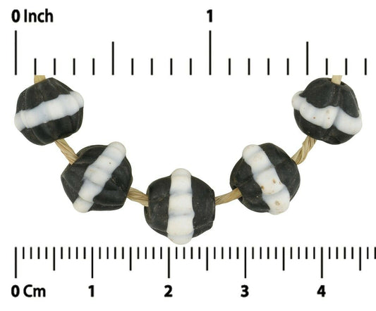 Beautiful Antique Dog Tooth Venetian Lampwork Beads - 9-10Mm - alternate view