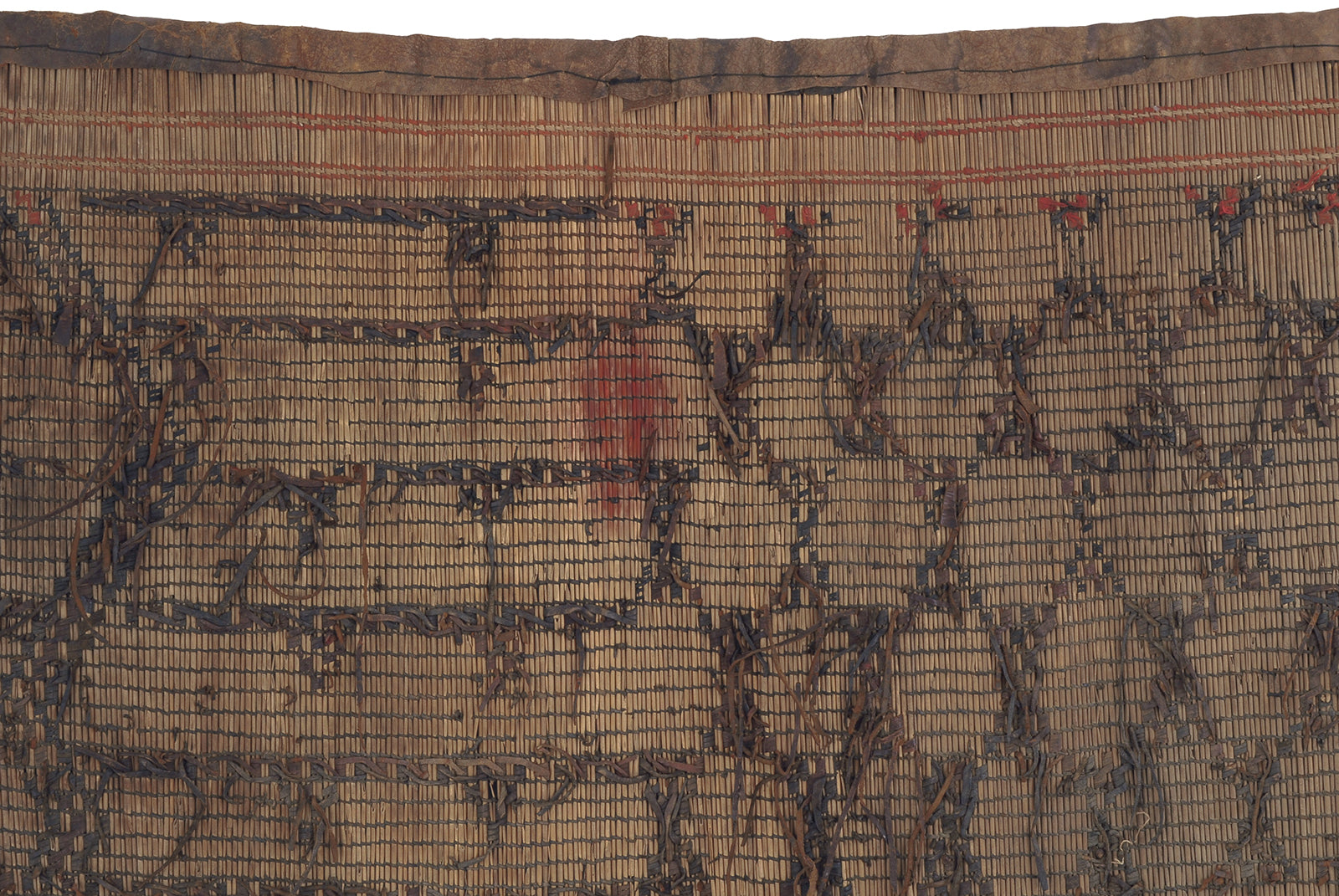 Traditional Tuareg Straw Mat With Leather Details - Authentic Craft From Niger - cropped detail