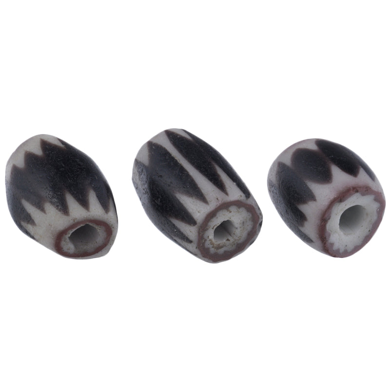 Seltene antike 4 Schichten schwarze Chevron venezianische gezogene Glasperlen African Trade SB-25951