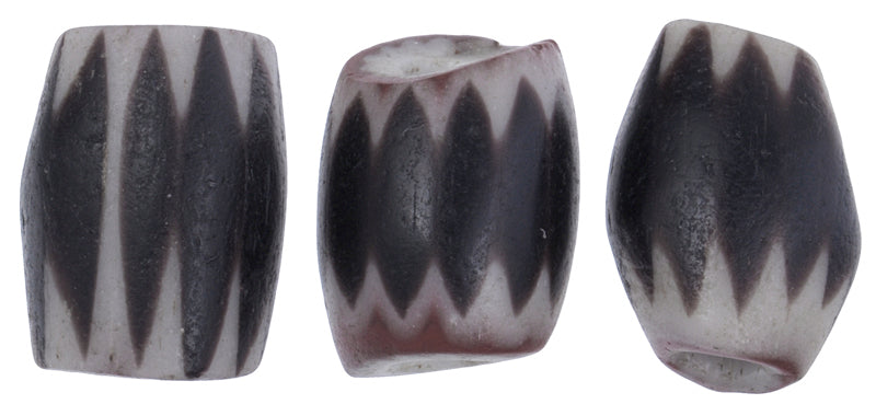 Seltene antike 4 Schichten schwarze Chevron venezianische gezogene Glasperlen African Trade SB-25951