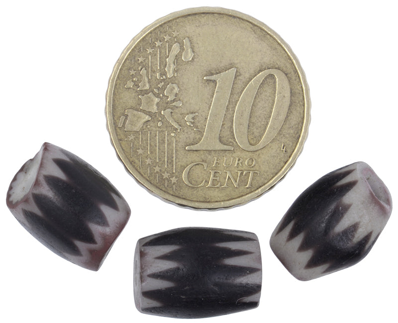 Seltene antike 4 Schichten schwarze Chevron venezianische gezogene Glasperlen African Trade SB-25951