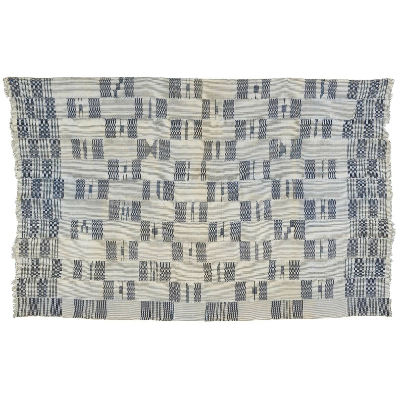 Handwoven Ashanti Kente Woman‑Size 1970s Cotton Cloth (165×105 cm)