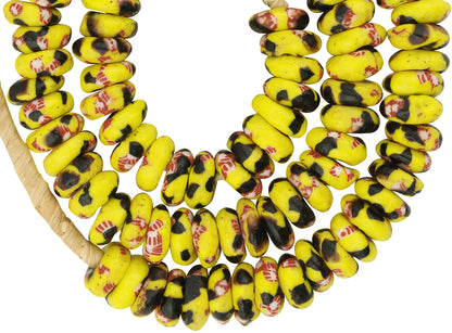 Disques faits à la main perles de rocaille recyclées collier tribal africain Ghana ethnique