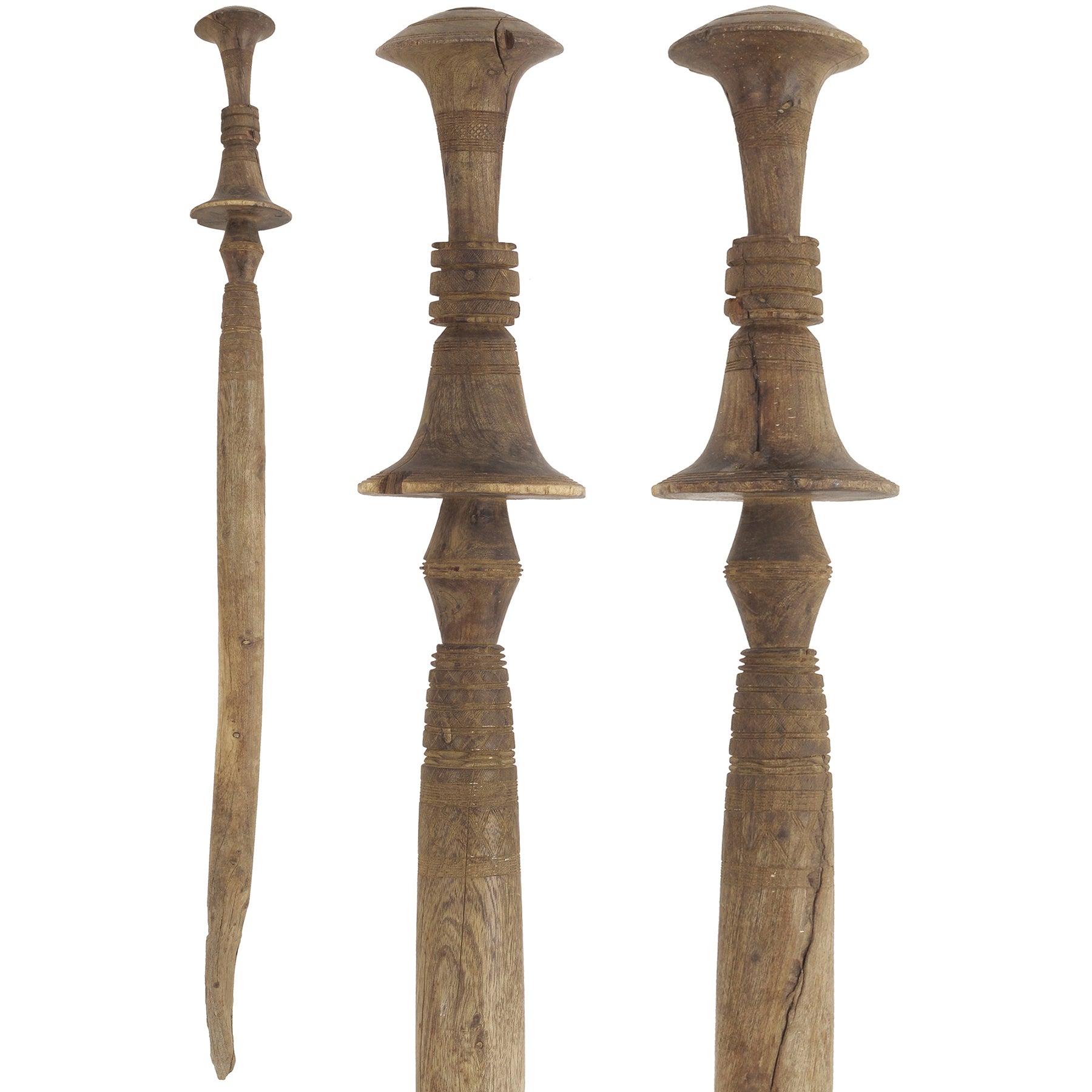 Tuareg Wooden Tent Post IGEM 45″ – Hand‑Carved Entrance Pole