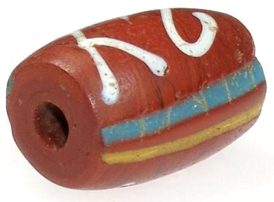 Seltene, ausgefallene venezianische Lampwork-Handelsperle aus Ziegelstein mit Spurdekoration – Nahaufnahme