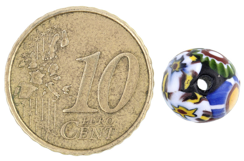 Seltene antike runde Multimurrine Millefiori Mosaik Glas Handelsperle - 10x9mm - Nahaufnahme
