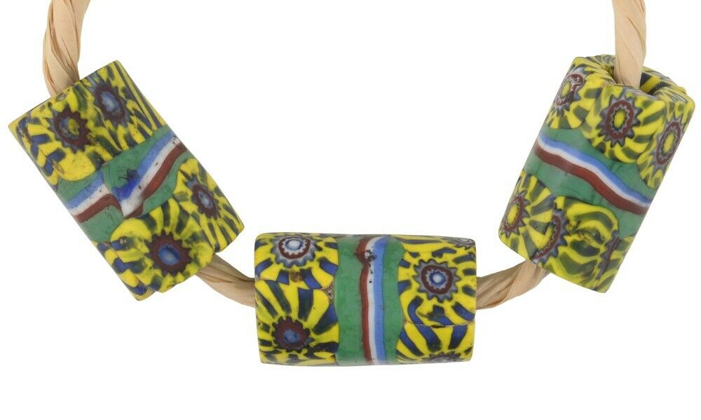Alte afrikanische Handelsperlen Millefiori Venezianische Glasperlen gebändertes Murano-Mosaik - Tribalgh