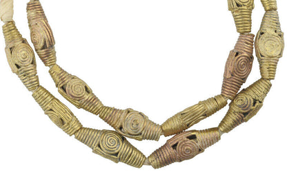 Cuentas de comercio de latón africano hechas a mano Ashanti Akan joyería étnica tabular de bronce - Tribalgh