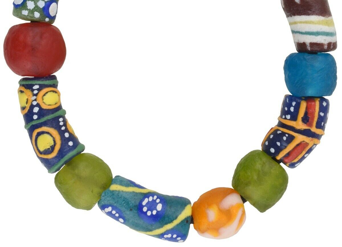 Perline riciclate in polvere di vetro braccialetto allungato fatto a mano Krobo African trade - Tribalgh