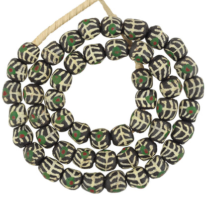 Perlen Halskette aus recyceltem Glaspulver Ghana handgefertigt afrikanisch