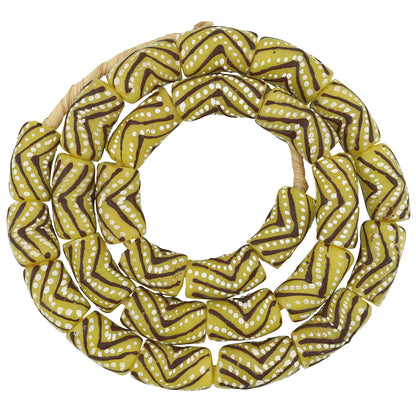 Handgemachte Halskette aus recyceltem Glasperlenpulver Afrikanischer Schmuck Ghana