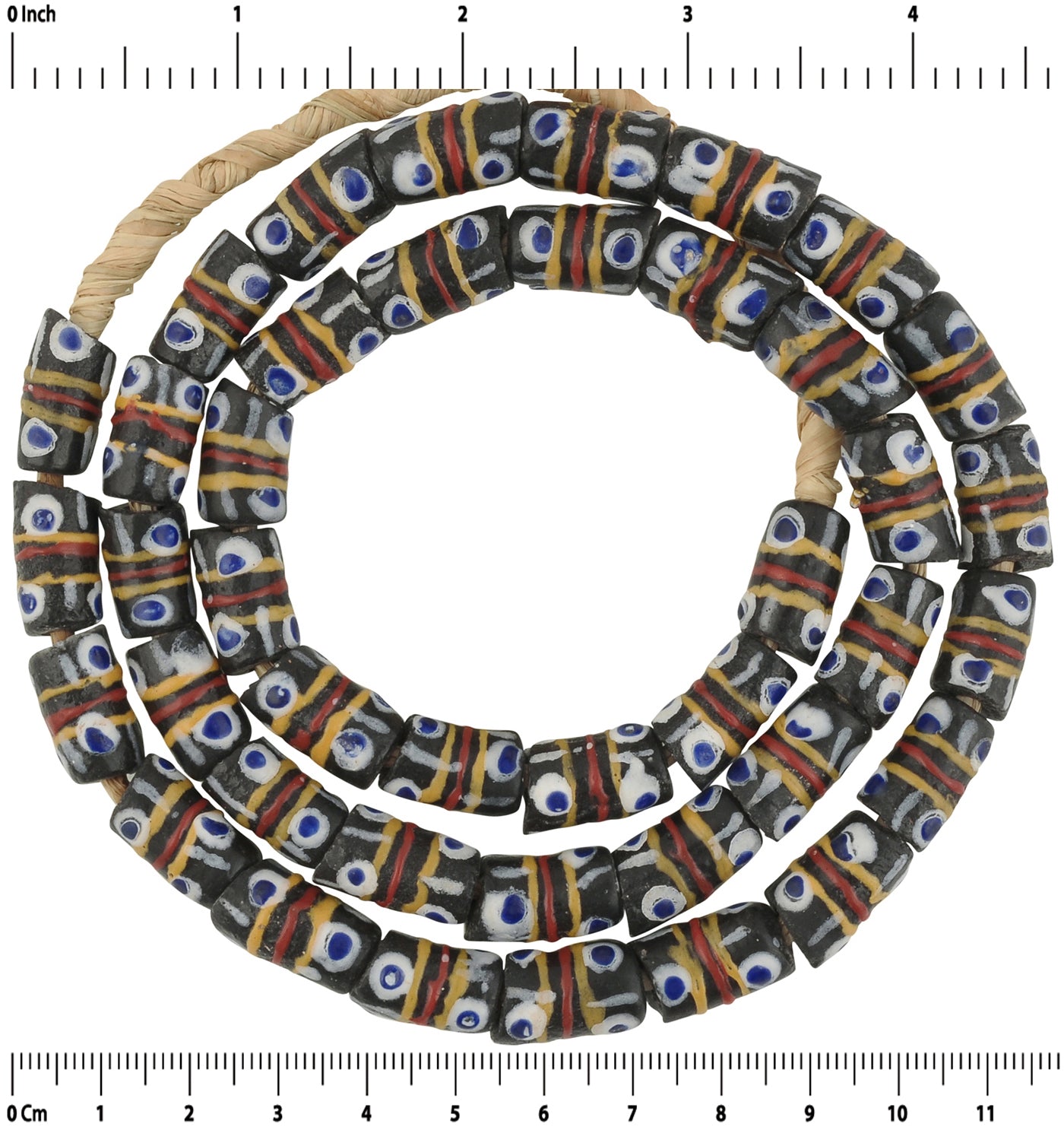 Elegante ghanaische Pulverglasperlen - recycelte Krobo-Perlen, 9 mm - Nahaufnahme