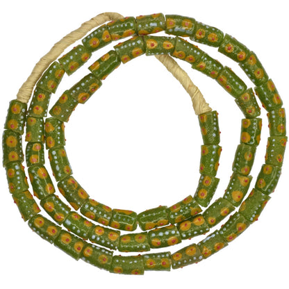 Collar de joyería ceremonial hecho a mano de cristal en polvo de perlas recicladas africanas Krobo - Tribalgh