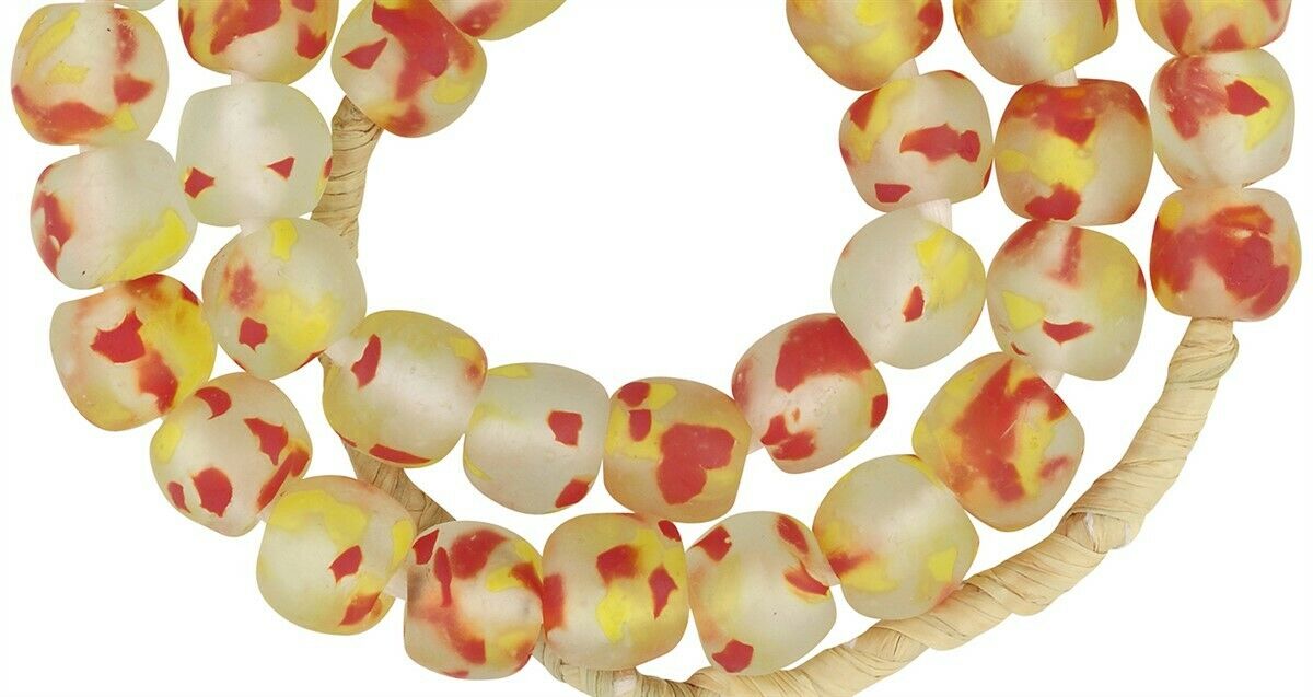 Perlen Handgefertigte afrikanische Halskette aus recyceltem Glas getrommelt durchscheinend - Tribalgh