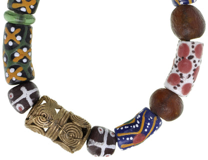 Bracciale Ashanti Krobo con perline di vetro riciclato fatto a mano in ottone a cera persa Africa Ghana - Tribalgh