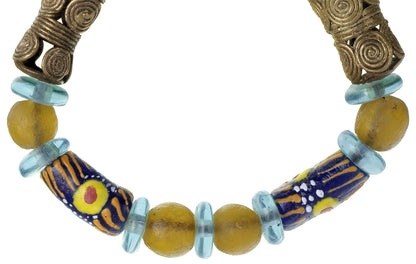 Perle di ottone di vetro fatte a mano africane Braccialetto di cera persa di Ashanti di vetro di polvere di Krobo - Tribalgh