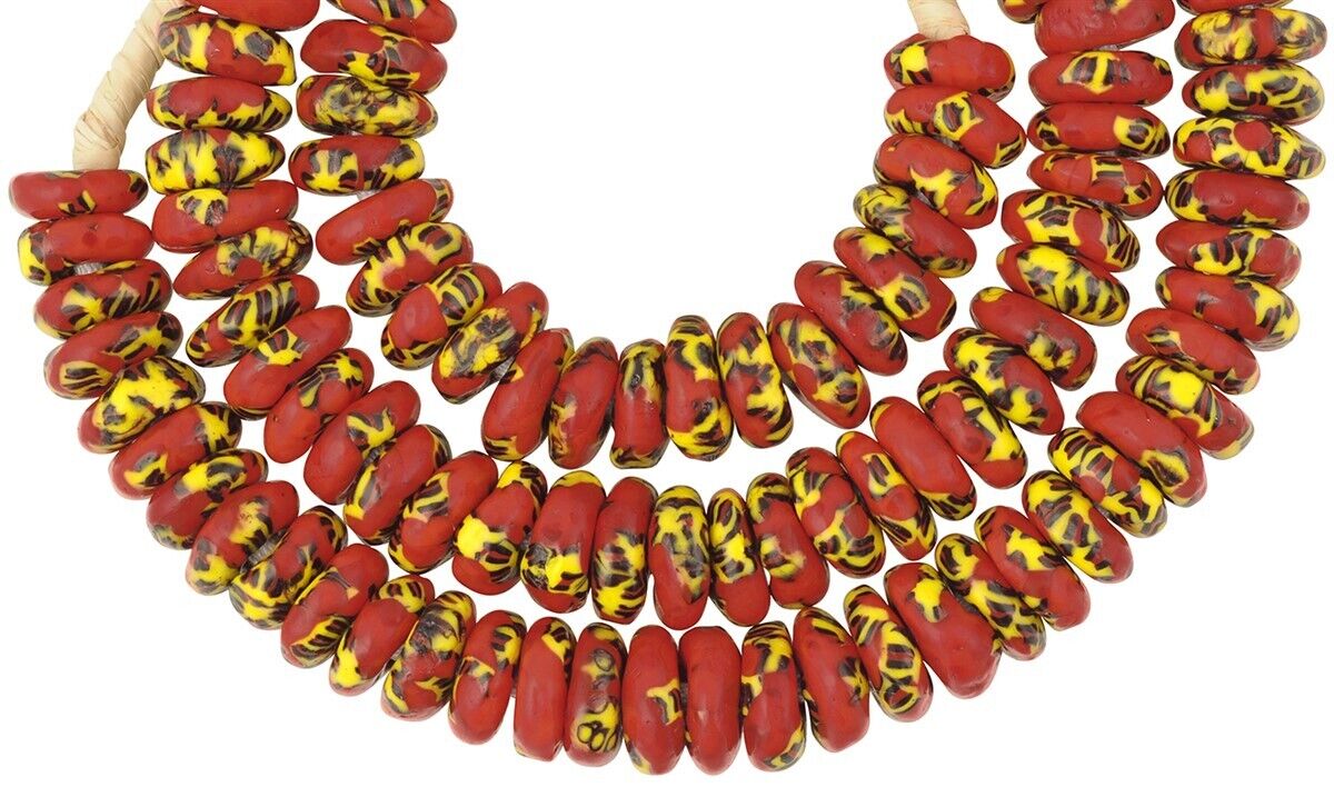 Handgemachte, recycelte Rocailles-Scheiben, afrikanische Tribal-Halskette aus Ghana - Tribalgh