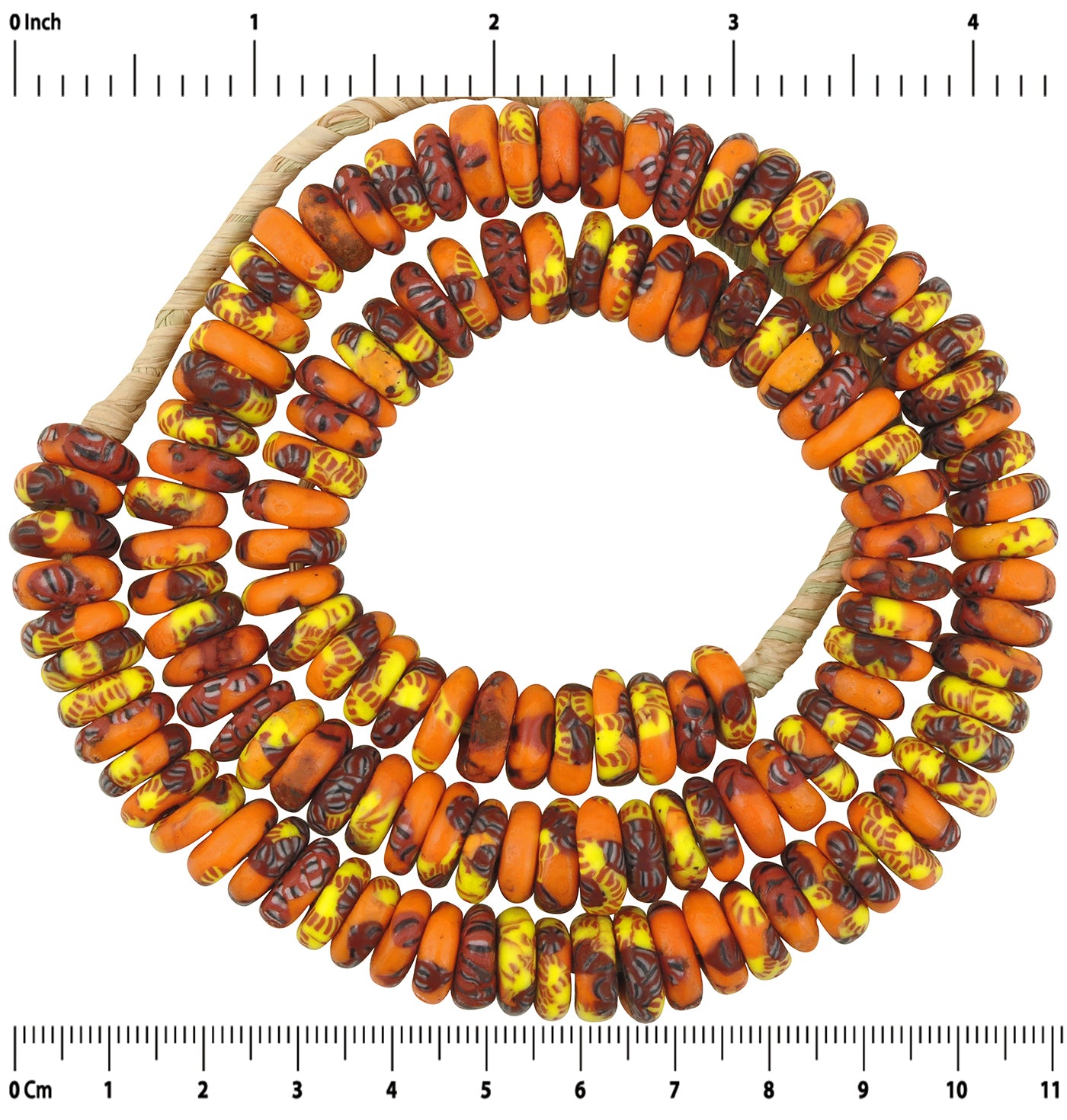 Handgefertigte afrikanische Handelsperlen – recyceltes geschmolzenes Ghana-Glas – vergrößertes Detail