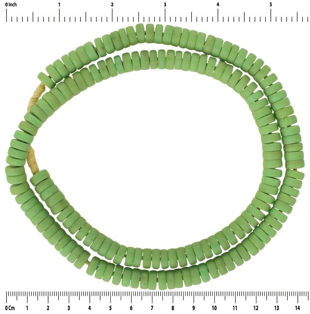 Collana di distanziatori di dischi verdi per il commercio africano di perle di vetro della Boemia antica ceca - Tribalgh