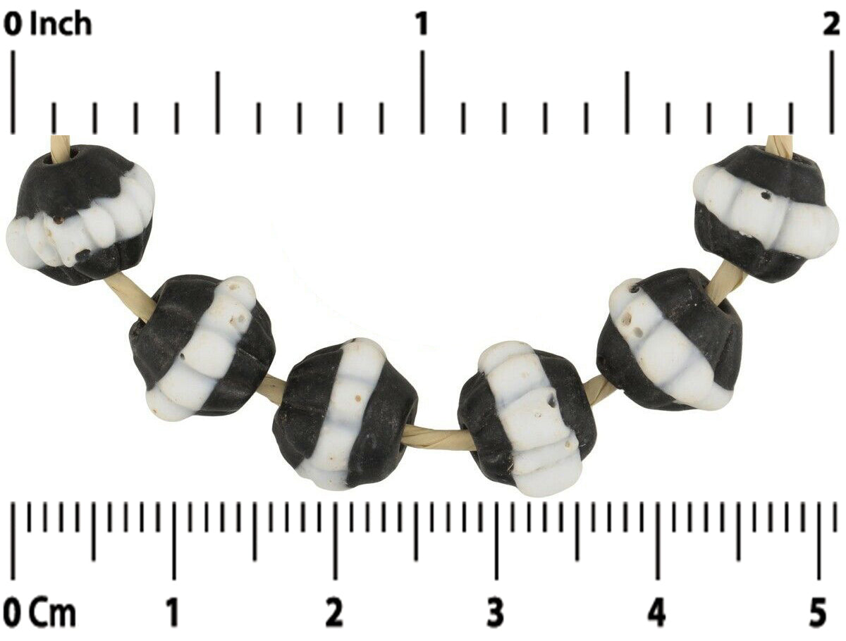Antike Perlen Dog Tooth Venezianisches Glas Lampwork Afrikanischer Handel - Tribalgh