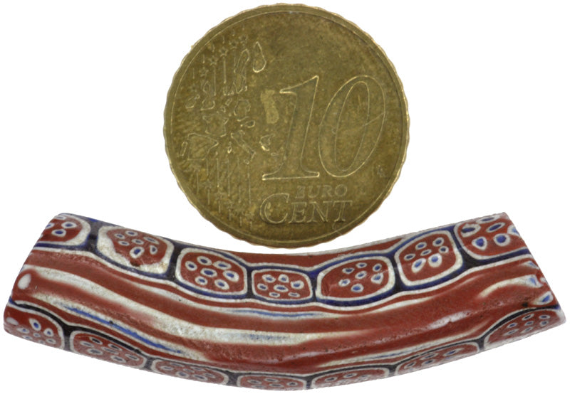 Antike venezianische Millefiori-Mosaik-Handelsperle im Ellenbogenstil – 40 x 11 mm, afrikanischer Handel – alternative Ansicht
