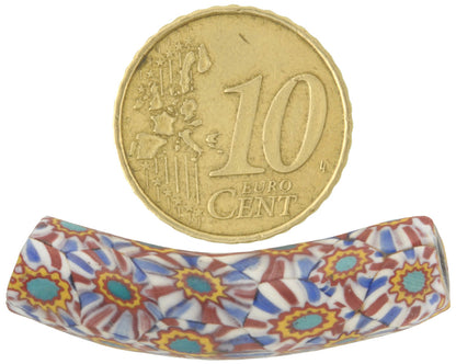 Seltene antike venezianische Millefiori-Mosaik-Handelsperle in Surfbrettform – 36 mm – vergrößertes Detail